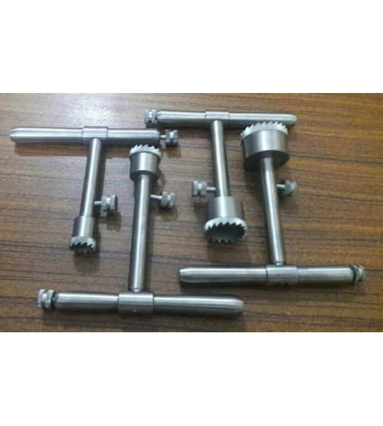 Trephine set for orthopedic border=